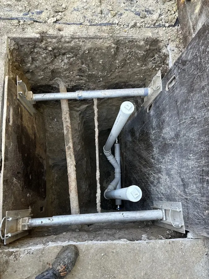 Experienced plumber completing Gas Line Repair work in McRae-Helena